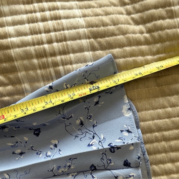 Max Studio Light Blue Floral Pleated A-Line Skirt - Picture 4 of 6